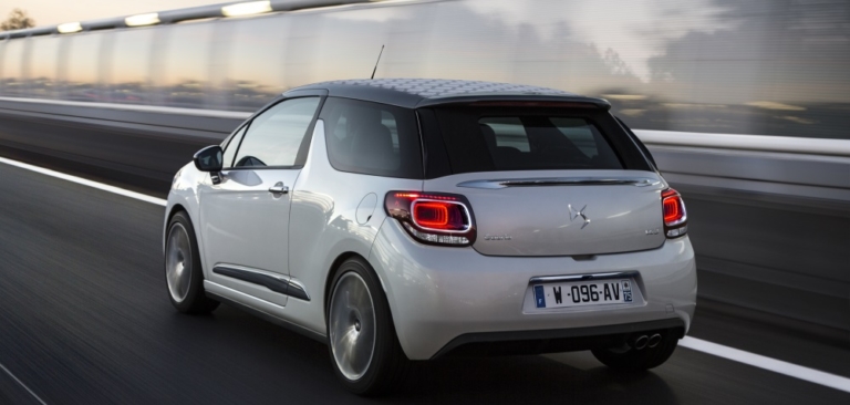 Très chic! (Citroen DS3 Cabrio) Très chic! (Citroen DS3 Cabrio)